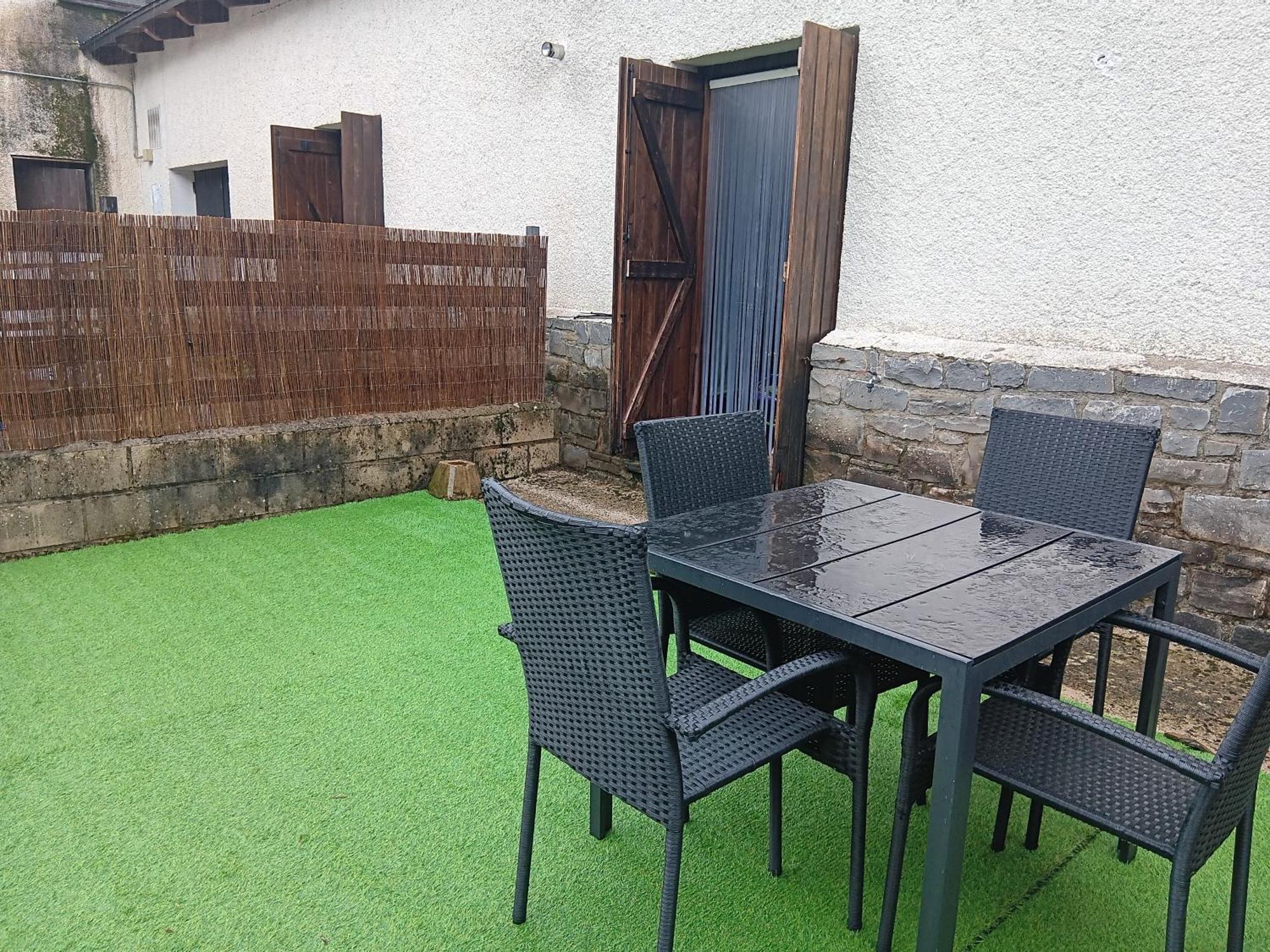 Apartamento Pico De Alba - Jacetania Villanua Exterior photo